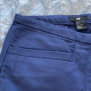Blue cropped pants